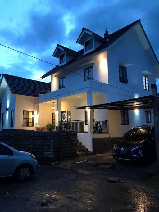 Stylish Villa At Green Apple U 35A Cipanas Puncak Sindanglaya 外观 照片
